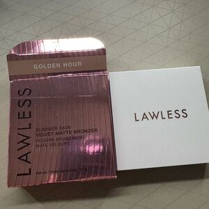 LAWLESS Velvet Matte Bronzer - Golden Hour